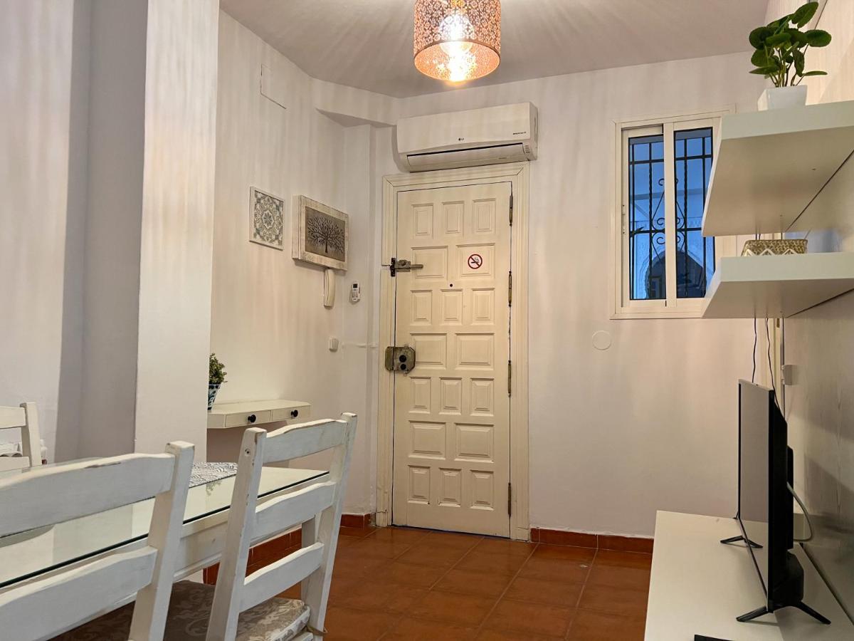 Iyourbasics Lovely Apartment Hinestrosa 23 Free Wifi&Ac Малага Екстер'єр фото