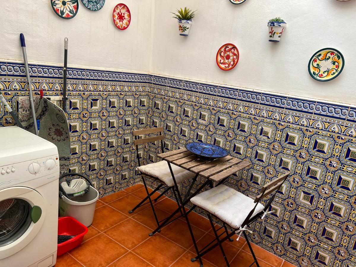 Iyourbasics Lovely Apartment Hinestrosa 23 Free Wifi&Ac Малага Екстер'єр фото